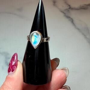 Flashy Moonstone Teardrop Ring: 925 Sterling Silver • Size 6.75